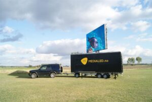 Medialed Trailer 1 - 15,5m2 (5,38 x 2,88) - 16:9 - 12/6mm Pitch